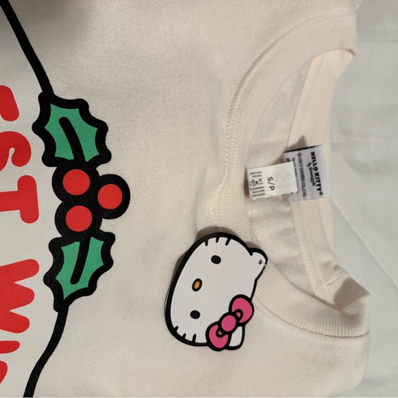 Hello Kitty sweatshirt BNWT - Picture 3 of 5